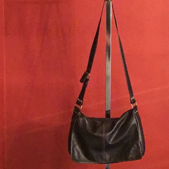 Tignanello handbag - Picture 2 of 8